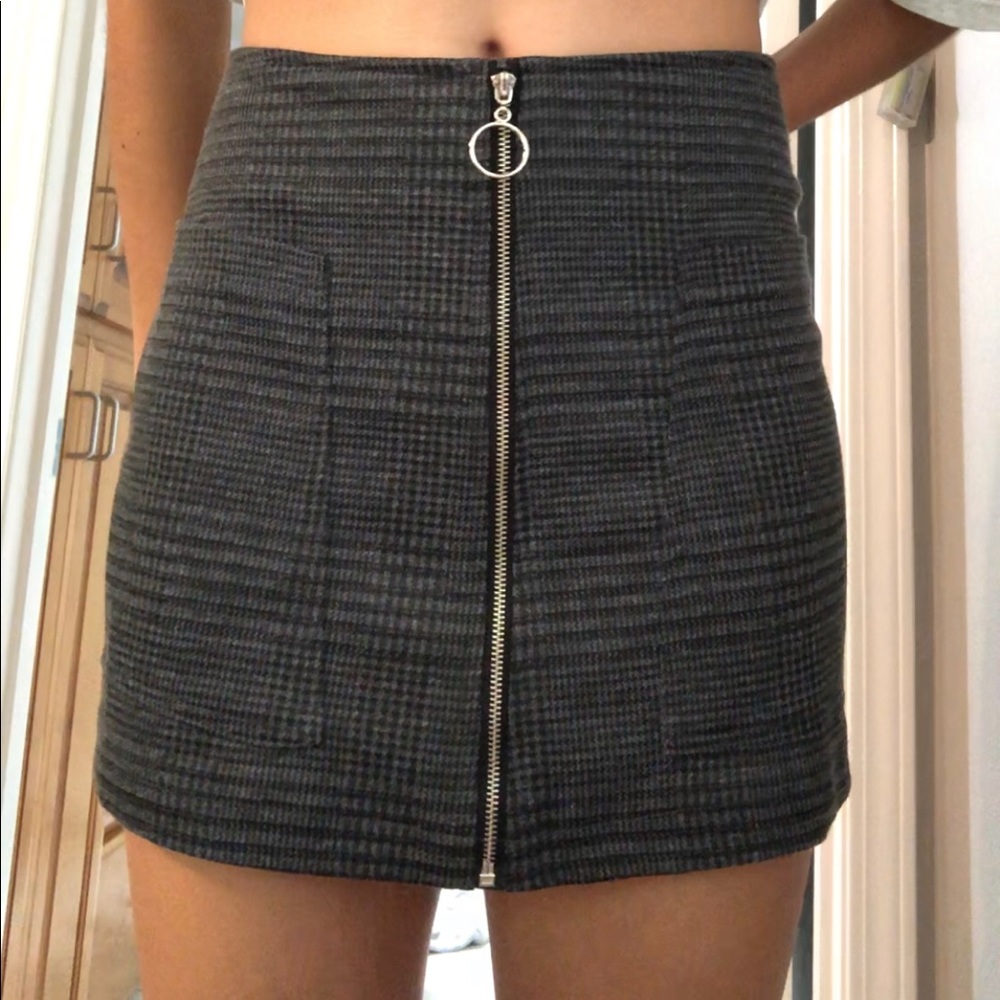 active usa plaid skort size small